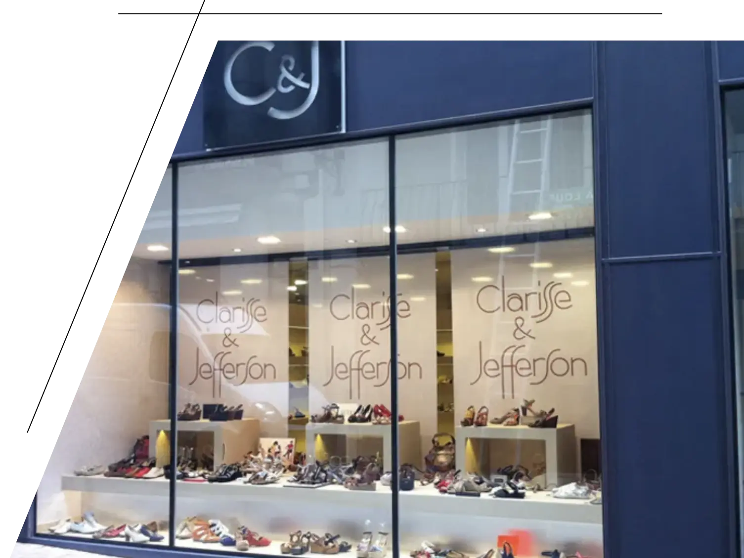 Installation-et-Remplacement-Vitrine-magasin