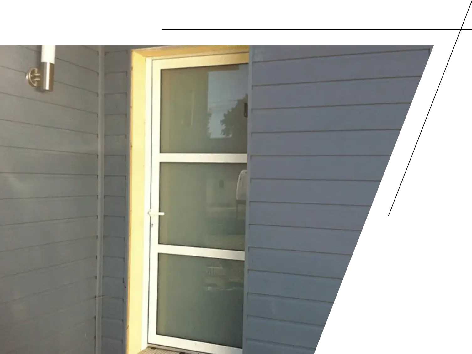 Porte-Entree-Vitree-Alu-Blanc